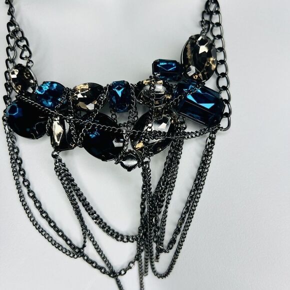 GLAMOROUS Gothic Dramatic Necklace Gun Metal Glass Acrylic Dangling Chains - Picture 4 of 13